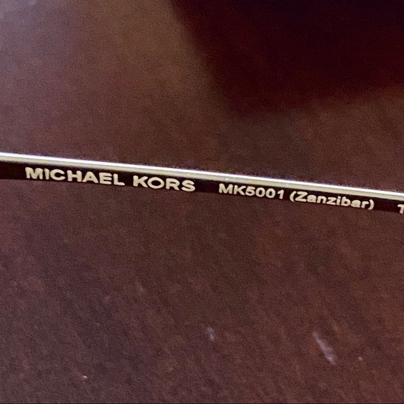 Michael Kors Aviator Sunglasses MK50001 Gold Frame - Picture 5 of 12